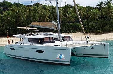 6 Crewed catamarans for BVI Caribbean summer charters